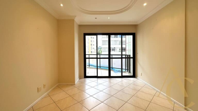 Apartamento à venda – 4 quartos sendo 1 suíte – Centro | Florianópolis/SC.