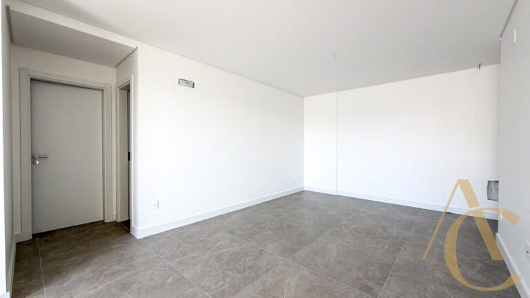 Apartamento à venda – 3 suítes – Campinas | São José/SC.