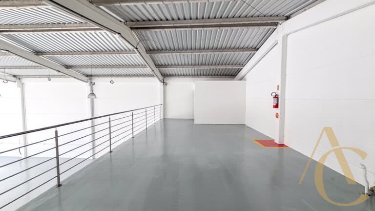 Loja para alugar – 350,00m² – Pagani | Palhoça/SC.