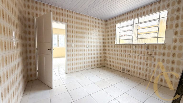 Casa residencial para alugar – 4 quartos – Balneário | Florianópolis/SC.