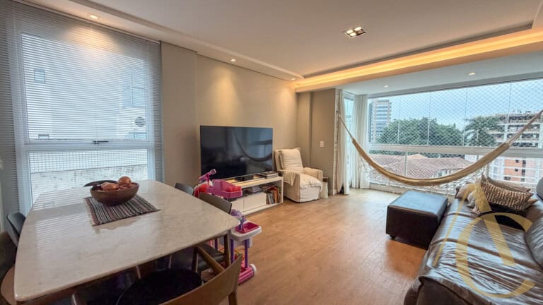 Apartamento para alugar – 2 quartos sendo 1 suíte – Centro | Florianópolis/SC.