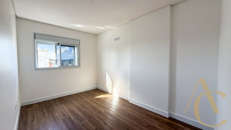 Apartamento à venda – 3 suítes – Campinas | São José/SC.