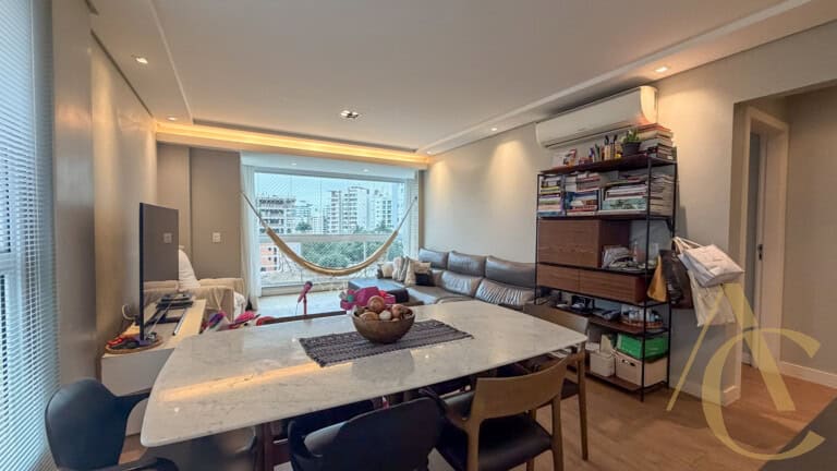 Apartamento para alugar – 2 quartos sendo 1 suíte – Centro | Florianópolis/SC.