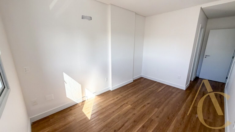 Apartamento à venda – 3 suítes – Campinas | São José/SC.