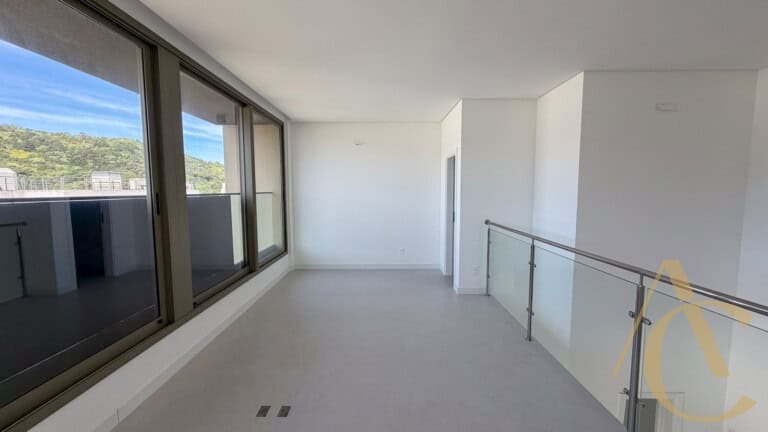 Apartamento à venda – 2 suítes – Jurerê | Florianópolis/SC.