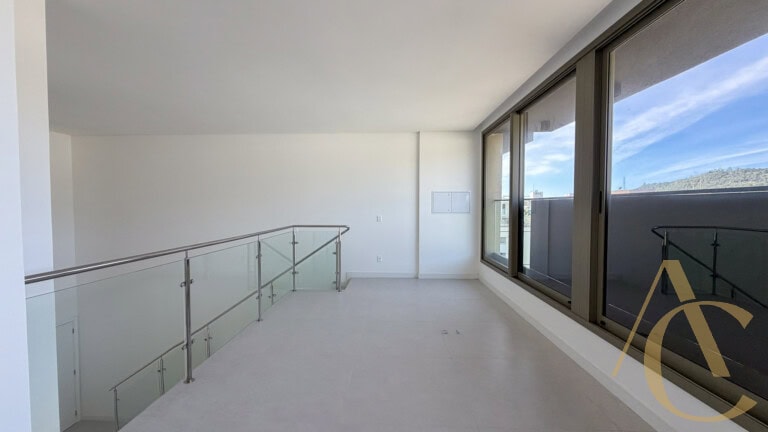 Apartamento à venda – 2 suítes – Jurerê | Florianópolis/SC.