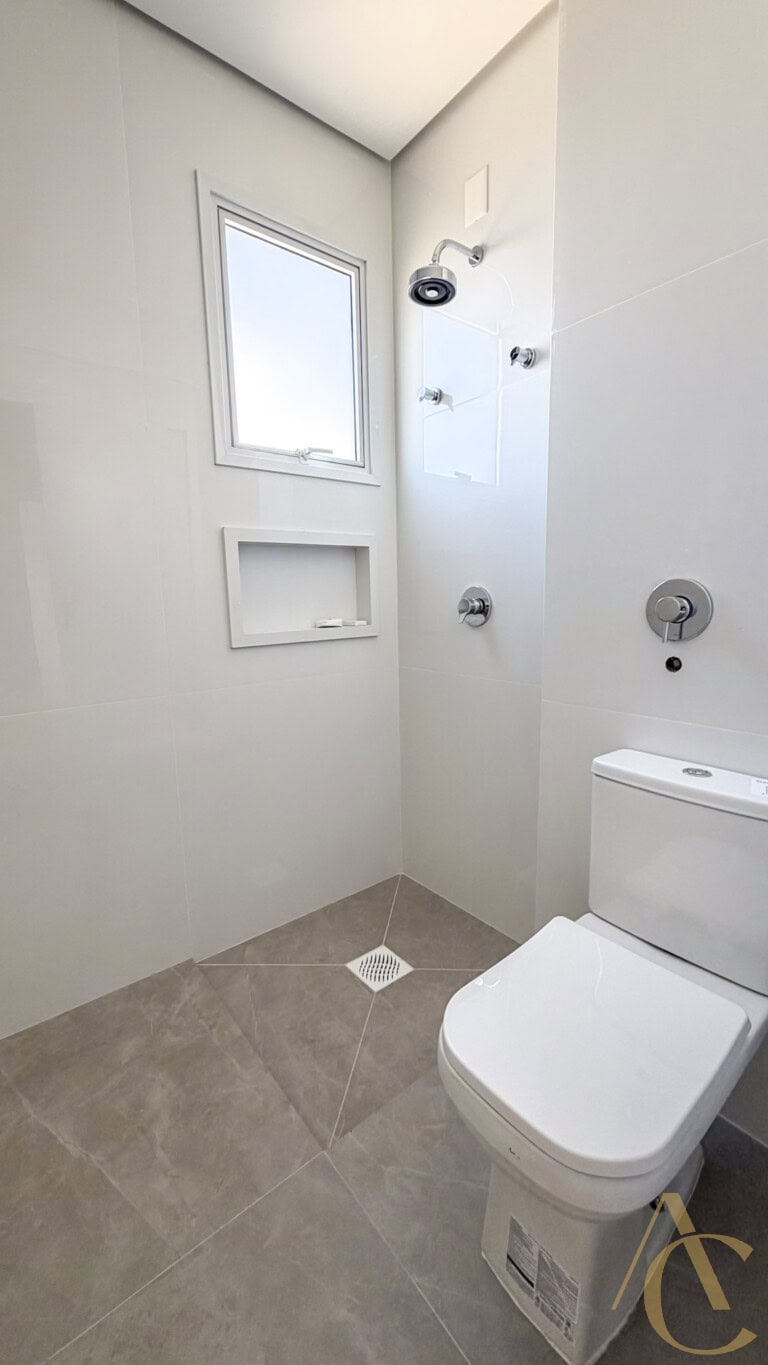 Apartamento à venda – 3 suítes – Campinas | São José/SC.