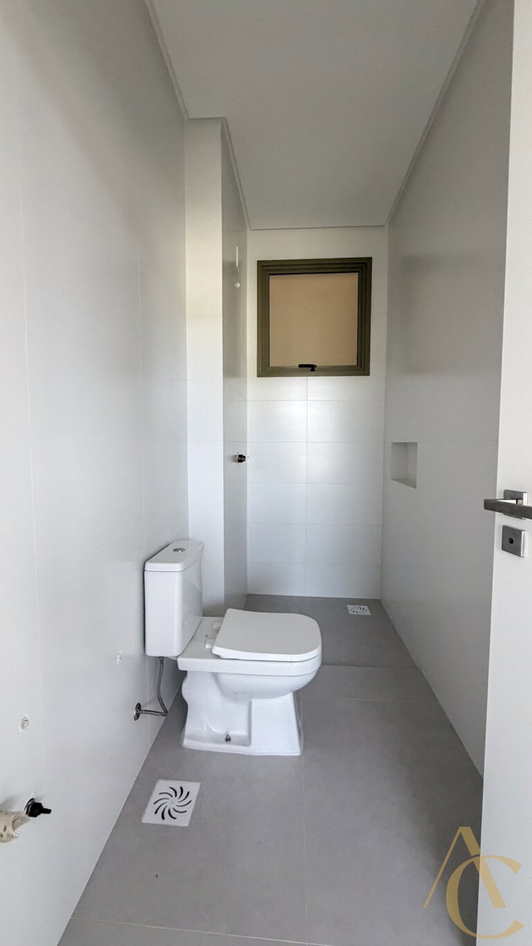 Apartamento à venda – 2 suítes – Jurerê | Florianópolis/SC.