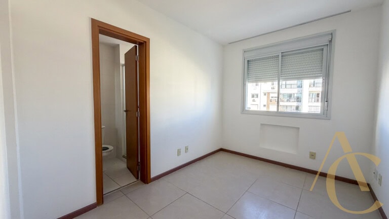 Apartamento para alugar – 3 suítes –  Abraão | Florianópolis/SC.