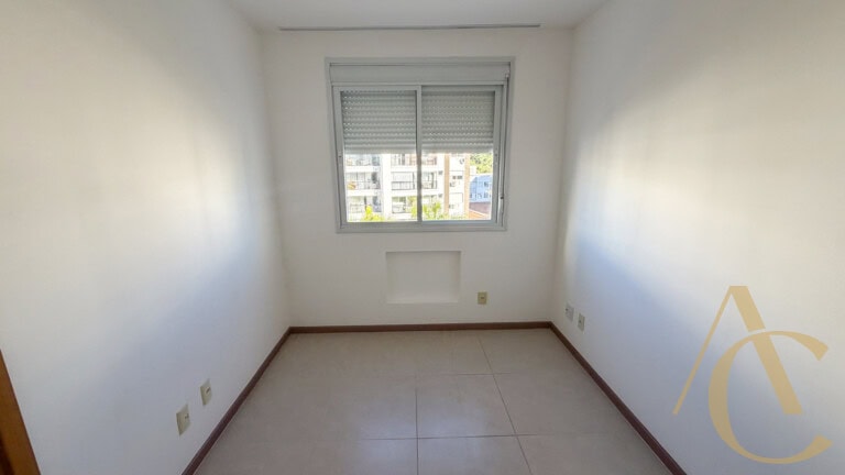 Apartamento para alugar – 3 suítes –  Abraão | Florianópolis/SC.