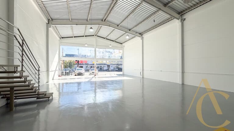 Loja para alugar – 350,00m² – Pagani | Palhoça/SC.