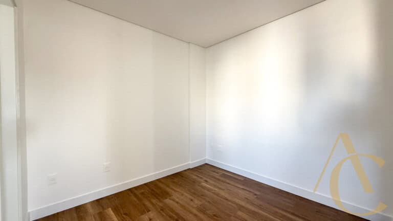 Apartamento à venda – 3 suítes – Campinas | São José/SC.