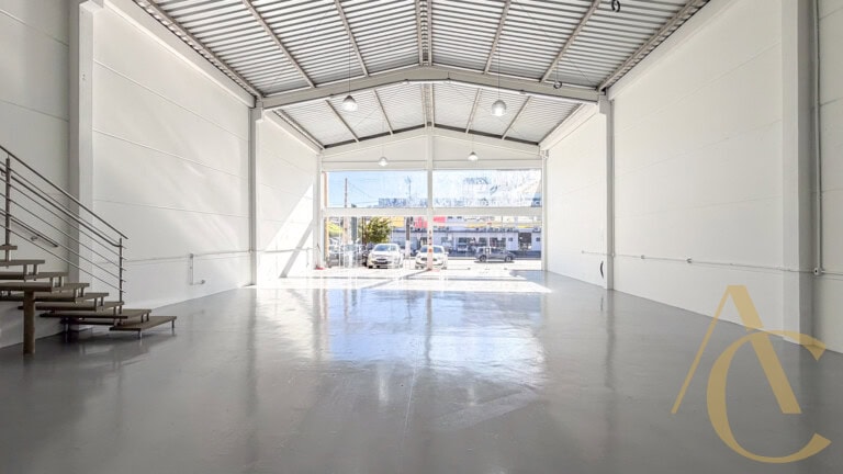 Loja para alugar – 350,00m² – Pagani | Palhoça/SC.