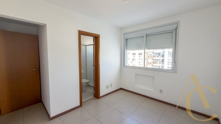 Apartamento para alugar – 3 suítes –  Abraão | Florianópolis/SC.
