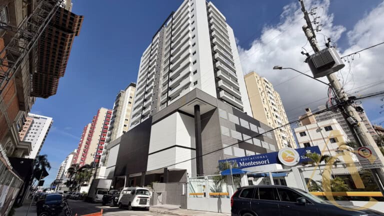 Apartamento à venda – 3 suítes – Campinas | São José/SC.