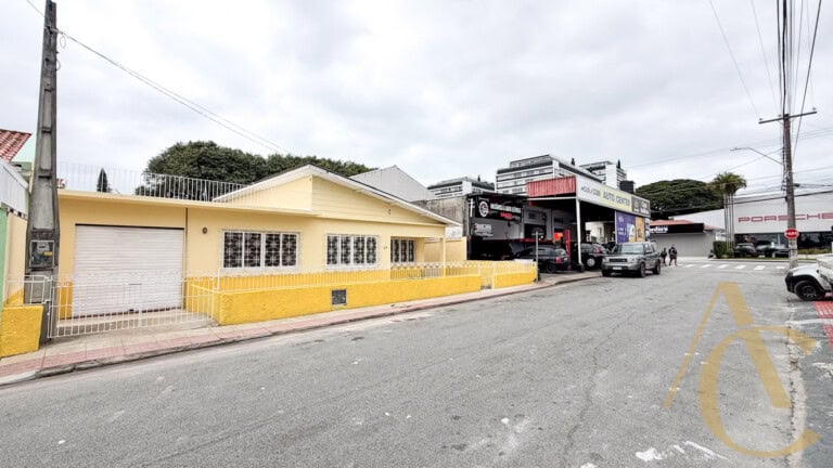 Casa residencial para alugar – 4 quartos – Balneário | Florianópolis/SC.