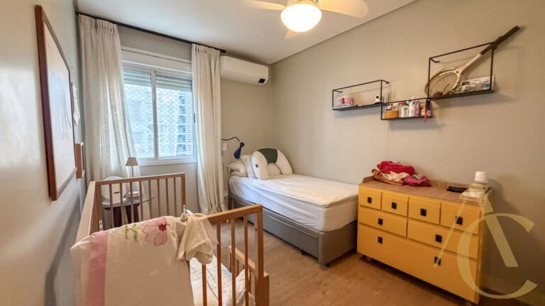 Apartamento para alugar – 2 quartos sendo 1 suíte – Centro | Florianópolis/SC.