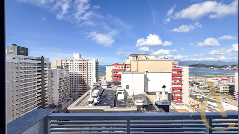 Apartamento à venda – 3 suítes – Campinas | São José/SC.