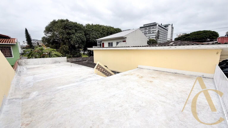 Casa residencial para alugar – 4 quartos – Balneário | Florianópolis/SC.