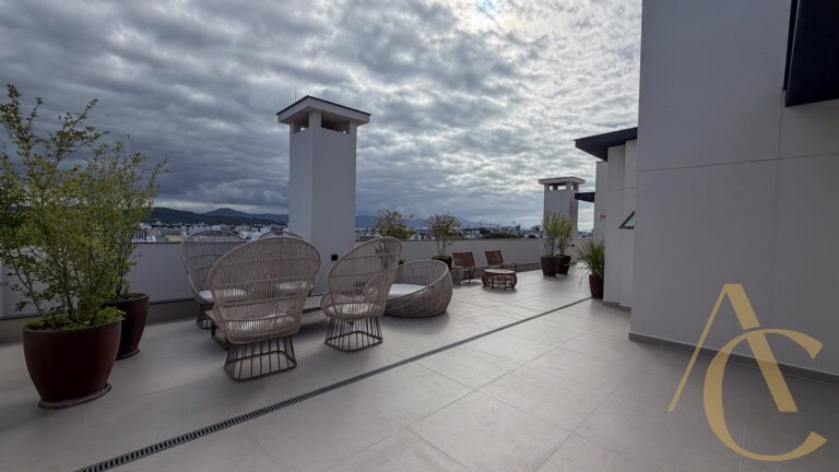 Apartamento à venda – 2 suítes – Jurerê | Florianópolis/SC.