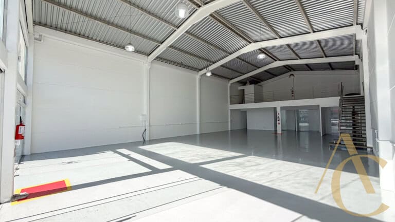 Loja para alugar – 350,00m² – Pagani | Palhoça/SC.