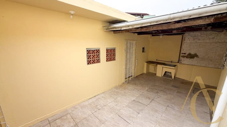 Casa residencial para alugar – 4 quartos – Balneário | Florianópolis/SC.