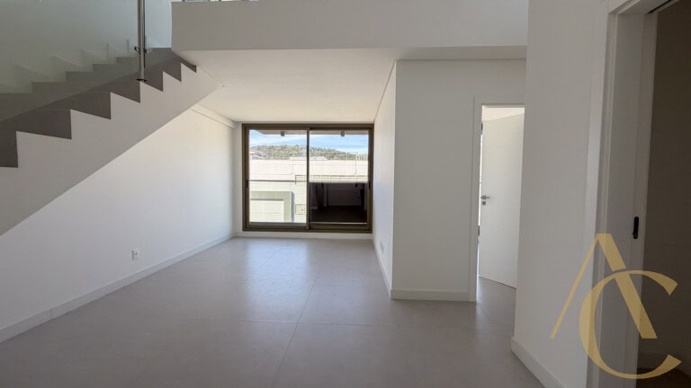 Apartamento à venda – 2 suítes – Jurerê | Florianópolis/SC.