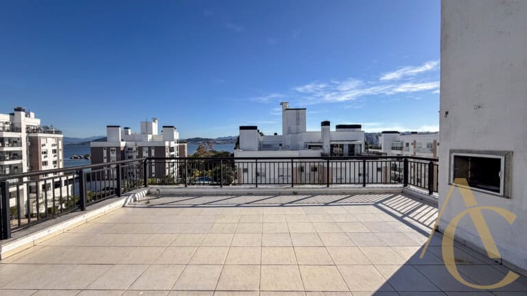 Apartamento para alugar – 3 suítes –  Abraão | Florianópolis/SC.