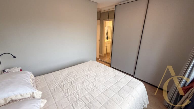 Apartamento para alugar – 2 quartos sendo 1 suíte – Centro | Florianópolis/SC.