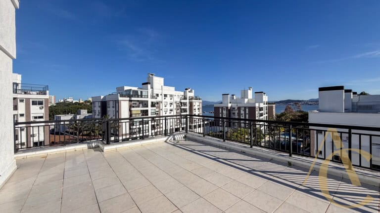 Apartamento para alugar – 3 suítes –  Abraão | Florianópolis/SC.