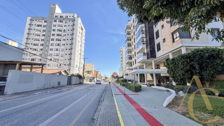 Apartamento à venda – 3 quartos sendo 1 suíte – Estreito | Florianópolis/SC.