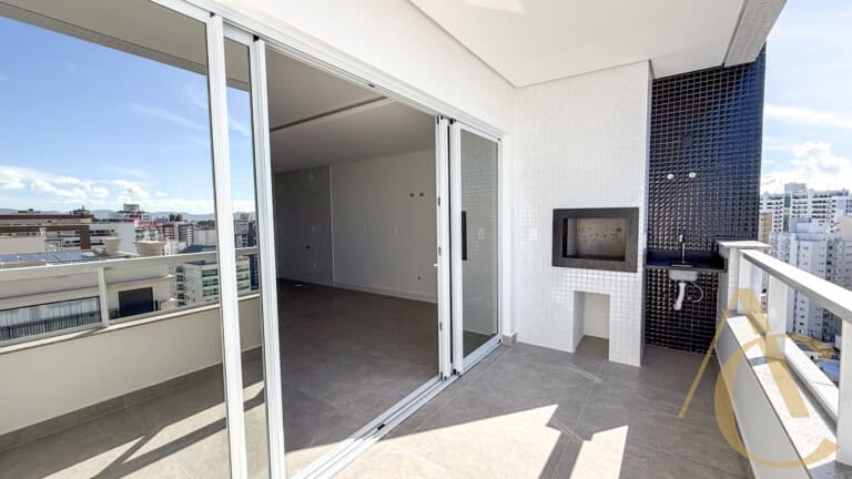 Apartamento à venda – 3 suítes – Campinas | São José/SC.