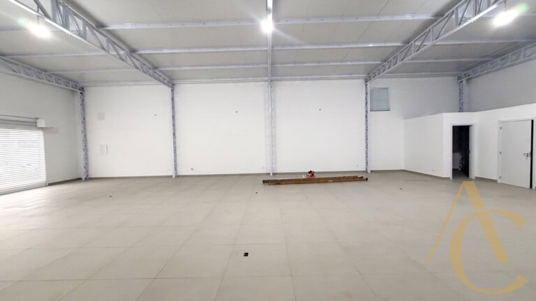 Loja/terreno para alugar – 250,00m² – Centro | Florianópolis/SC.