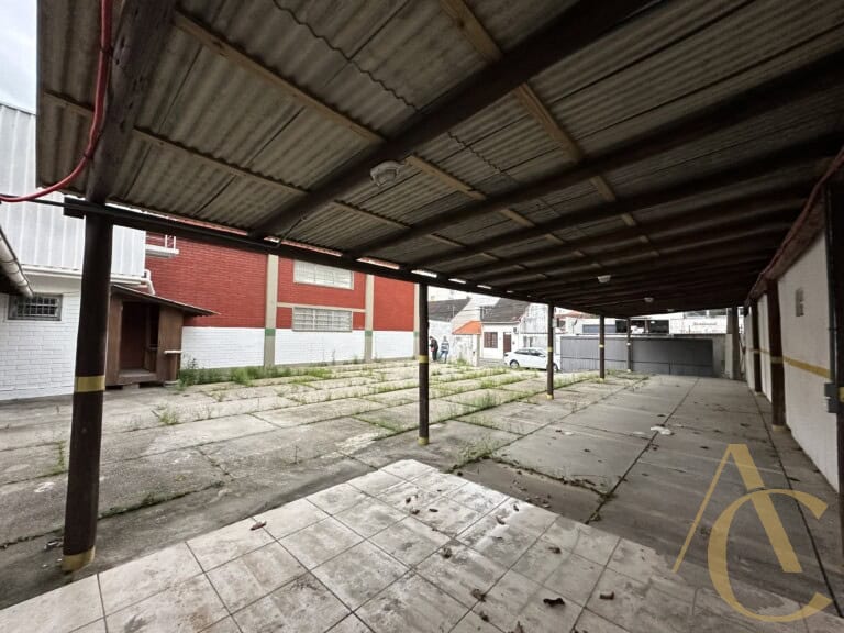 Loja/terreno para alugar – 250,00m² – Centro | Florianópolis/SC.