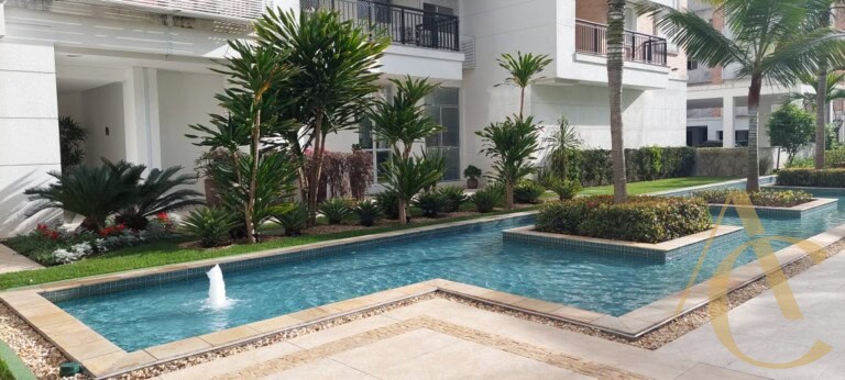 Apartamento para alugar – 3 suítes –  Abraão | Florianópolis/SC.
