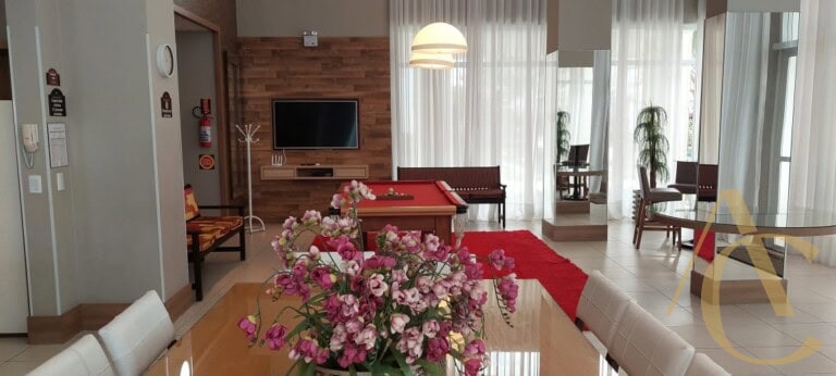 Apartamento para alugar – 3 suítes –  Abraão | Florianópolis/SC.