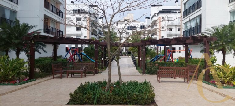 Apartamento para alugar – 3 suítes –  Abraão | Florianópolis/SC.
