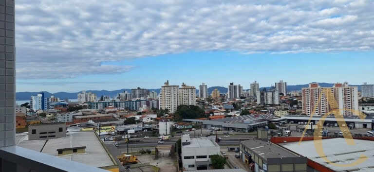 Apartamento à venda – 2 quartos sendo 1 suíte – Floresta | São José/SC