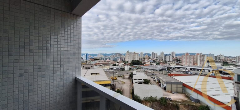 Apartamento à venda – 2 quartos sendo 1 suíte – Floresta | São José/SC
