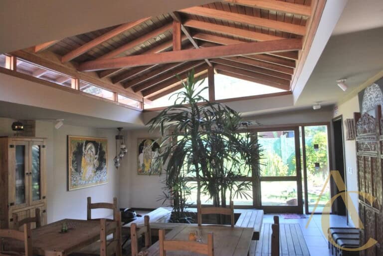 Casa à venda – 7 suítes – Piscina – Pântano do Sul | Florianópolis /SC