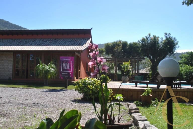 Casa à venda – 7 suítes – Piscina – Pântano do Sul | Florianópolis /SC