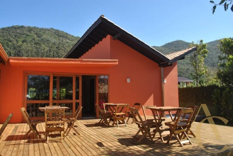 Casa à venda – 7 suítes – Piscina – Pântano do Sul | Florianópolis /SC