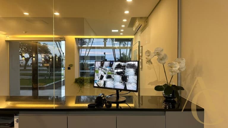 Apartamento à venda – 2 suítes – Agronômica | Florianópolis/SC.