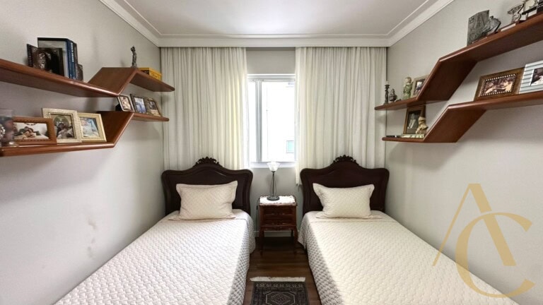 Apartamento à venda – 2 suítes – Agronômica | Florianópolis/SC.