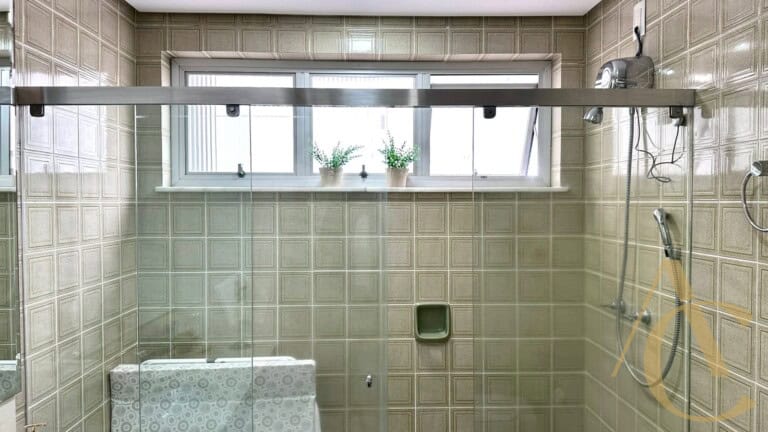 Apartamento à venda – 2 suítes – Agronômica | Florianópolis/SC.