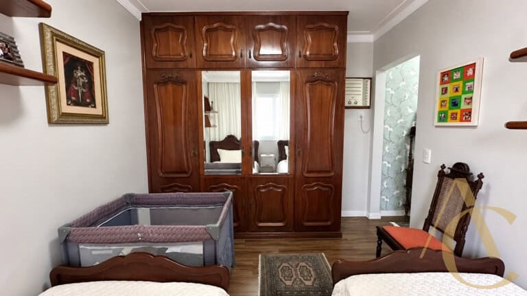 Apartamento à venda – 2 suítes – Agronômica | Florianópolis/SC.