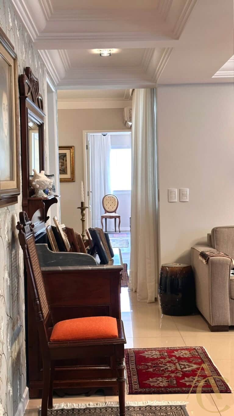 Apartamento à venda – 2 suítes – Agronômica | Florianópolis/SC.