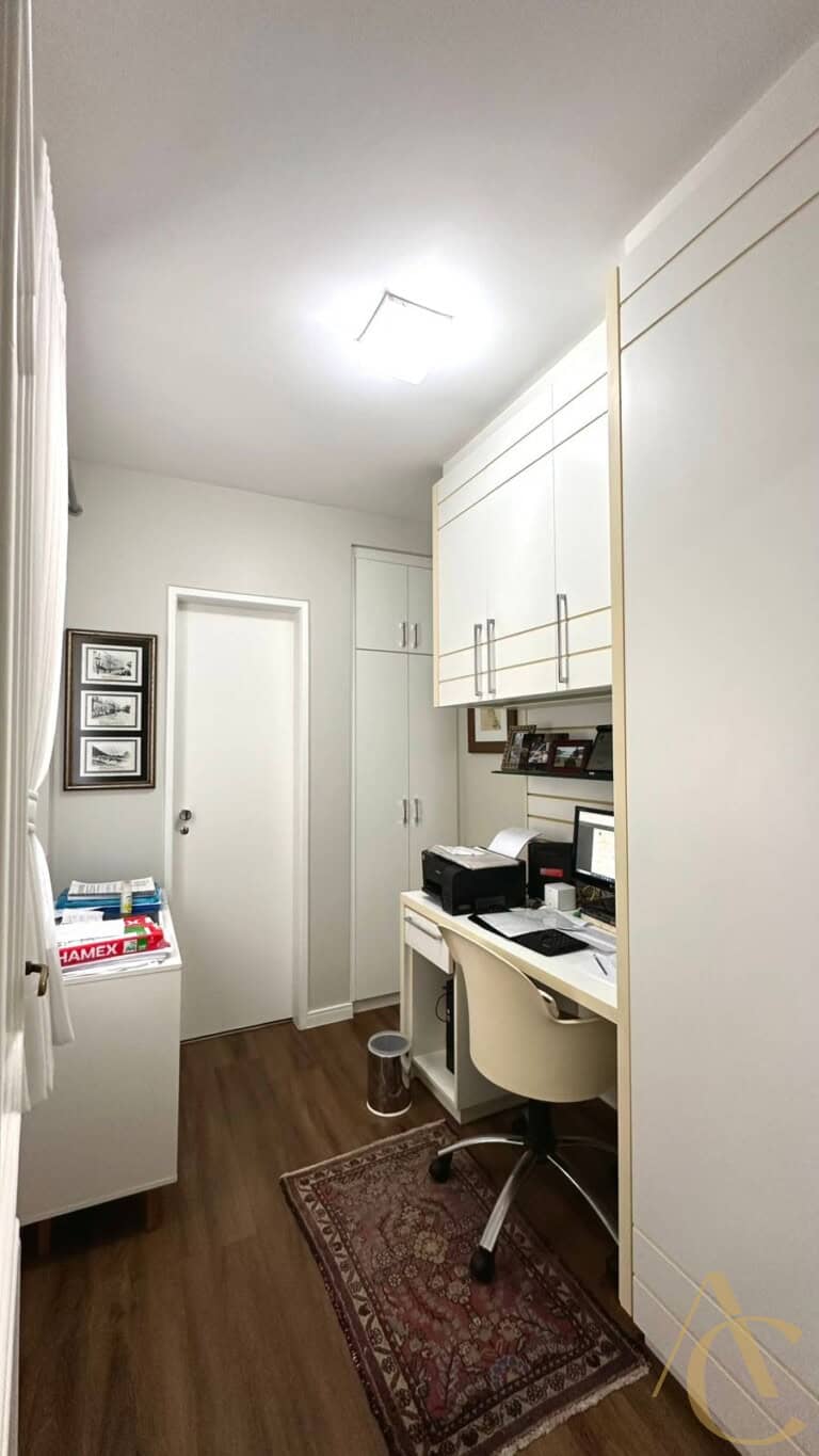 Apartamento à venda – 2 suítes – Agronômica | Florianópolis/SC.