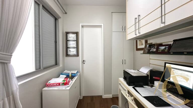 Apartamento à venda – 2 suítes – Agronômica | Florianópolis/SC.