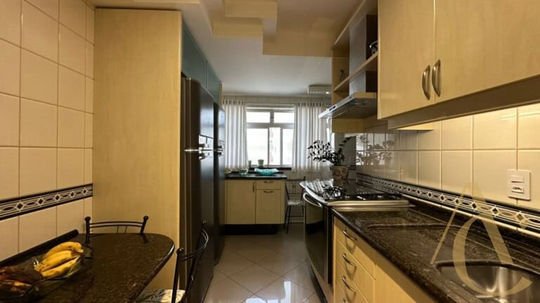 Apartamento à venda – 2 suítes – Agronômica | Florianópolis/SC.